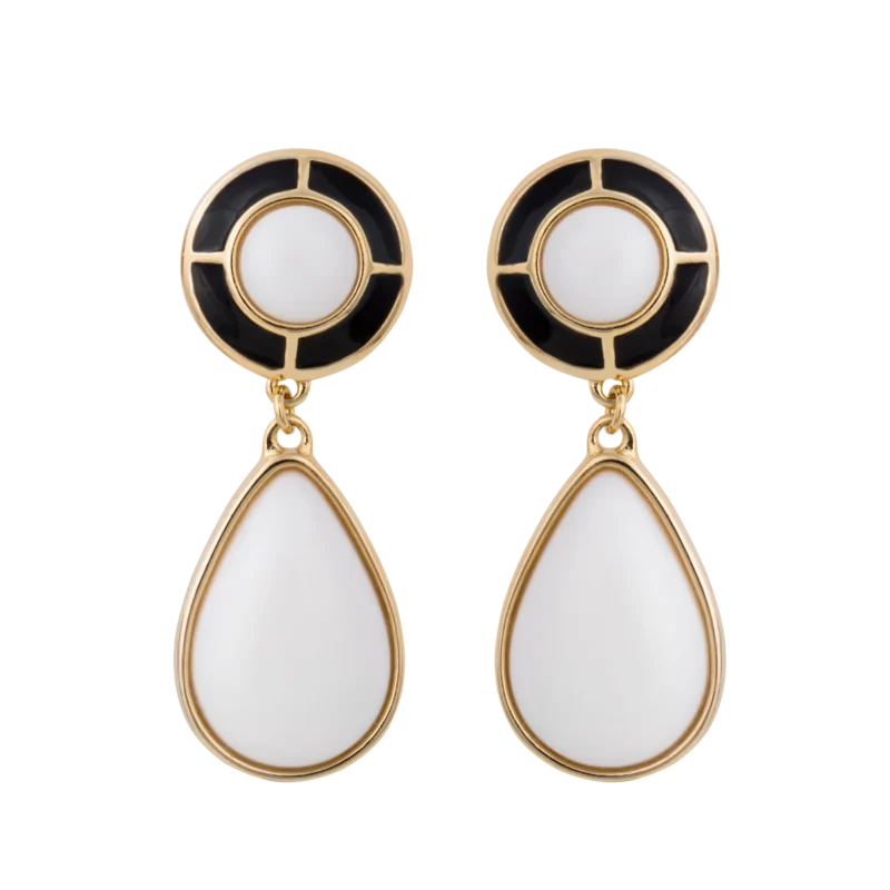 Noir Leaf Elegance Ring